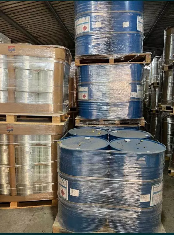 Полиэфирная смола - от {0} сум