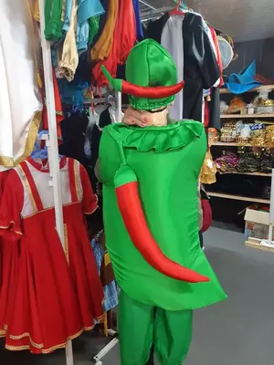 "Qalampir" maskarad kostyumi