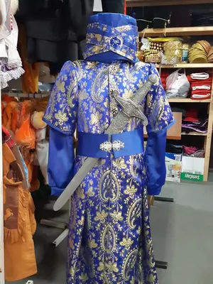 "Sharq shahzodasi" maskarad kostyumi