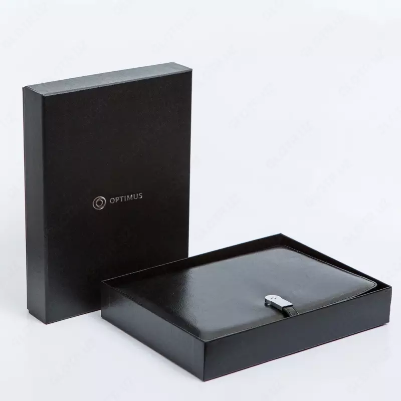 Universal Book sovg‘a to‘plami. - {0} so'mdan