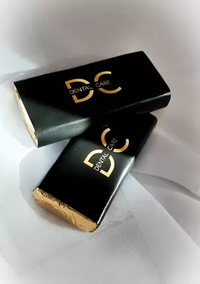 Конфеты с логотипом, шоколад 10 гр. и 15 гр., индивидуальная обертка