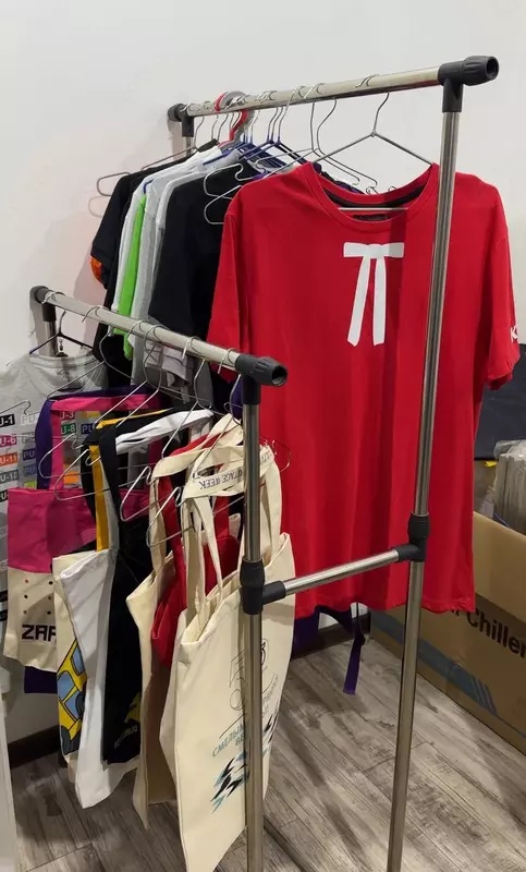 Logotipli futbolkalar (xb)