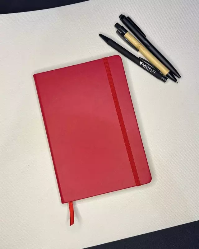 Ежедневник с логотипом Moleskine (красный)