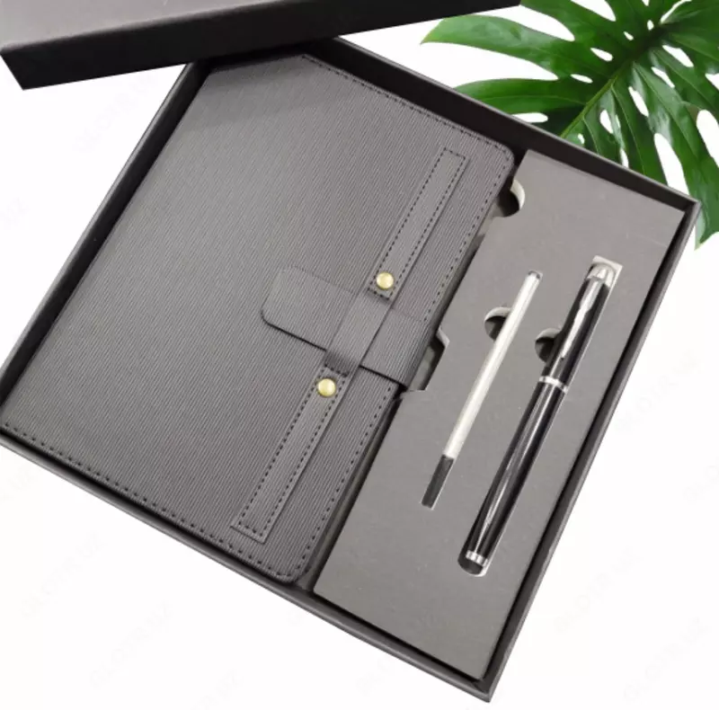 Подарочный бизнес набор в коробке ежедневник  ручка  с логотипом