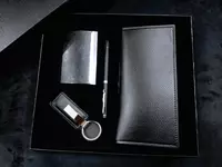 Sovga biznesi qutiga  hamyonga  qalamga  vizit karta egasiga  kalit zanjirga  logotipli