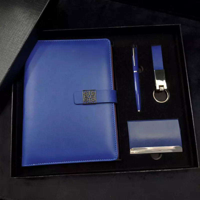 Qutidagi sovga biznesi: kundalik  ruchka  brelok  vizit karta egasi  logotipli