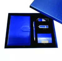 Подарочный бизнес набор в коробке ежедневник  ручка  брелок  визитница  с логотипом