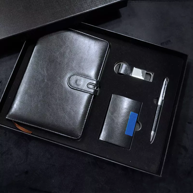 Qutidagi sovga biznesi: kundalik  ruchka  brelok  vizit karta egasi  logotipli