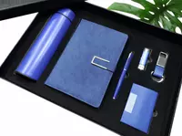 Подарочный бизнес набор в коробке ежедневник  ручка  брелок  визитница  с логотипом