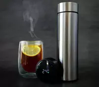 O'rnatilgan harorat sensori bilan termos