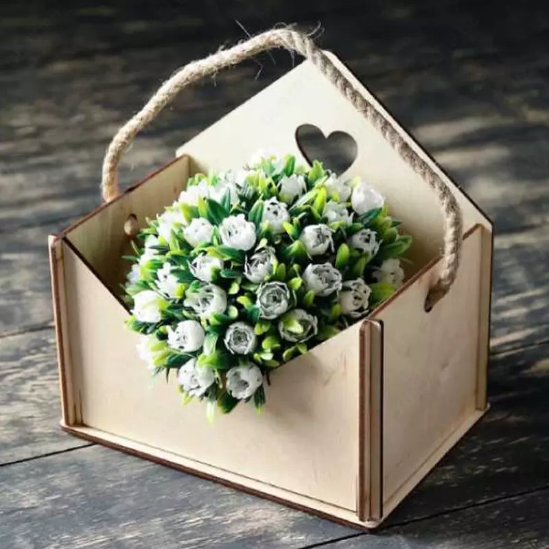 по запросу Коробка новогодняя с логотипом