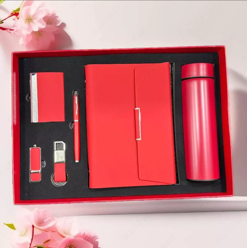 от {0} сум Подарочный бизнес набор в коробке