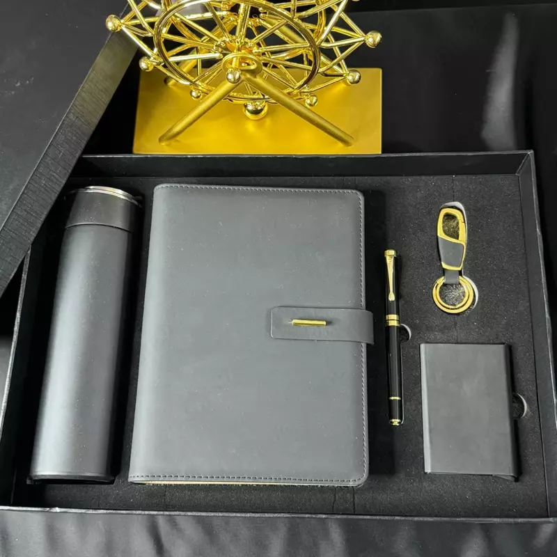 Подарочный бизнес набор в коробке - от {0} сум