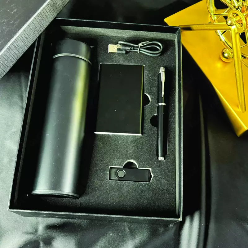 Sovg'a biznesi qutida