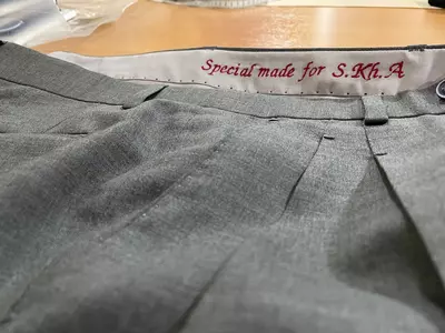 Klassik kostyumni tikish (ko'ylagi, shimlar)