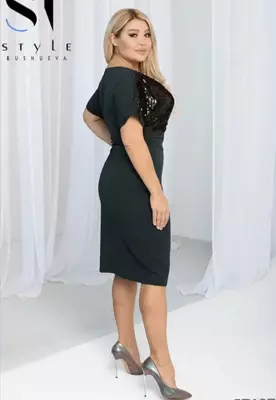 Платье футляр с пайетками - 370 000 сум / шт.