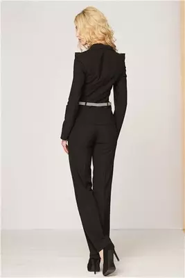 Брючный костюм
