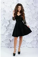 Zarif bilan bezatilgan libos