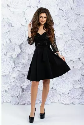 Нарядное платье с пайетками