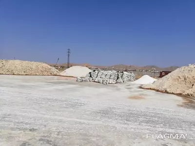 350 сум от 10000 кг. Соль для котельных.