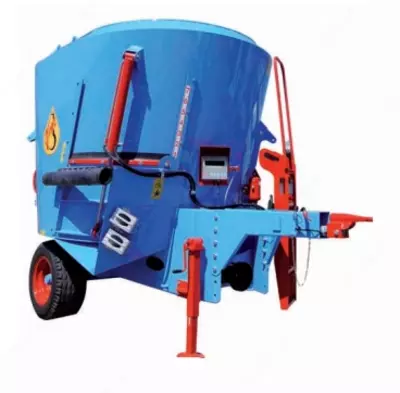 Вертикальный кормосмеситель-кормораздатчик серия V