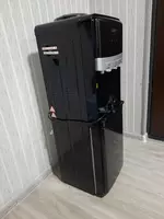 Диспенсер воды