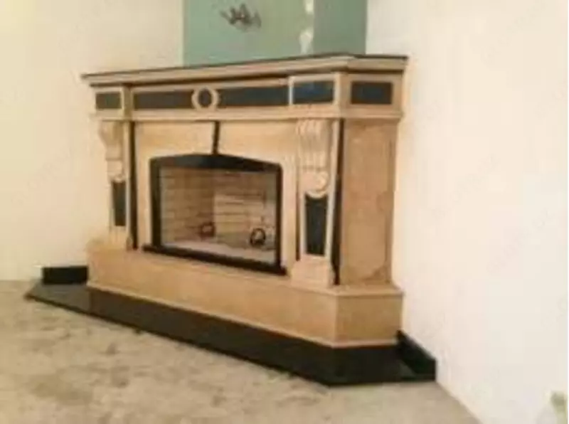 Отделка камина кварцевым камнем арт 1