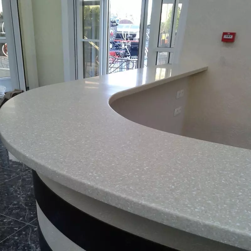 Kvarts toshdan resepshn va ma'muriy javonlar art 16