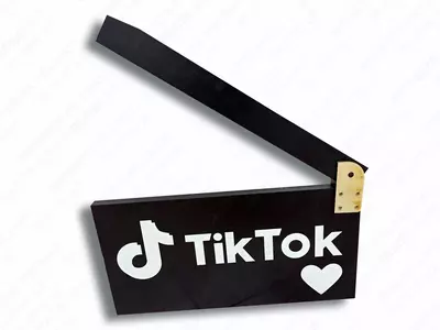 Цена по запросу УФ-печать на дереве