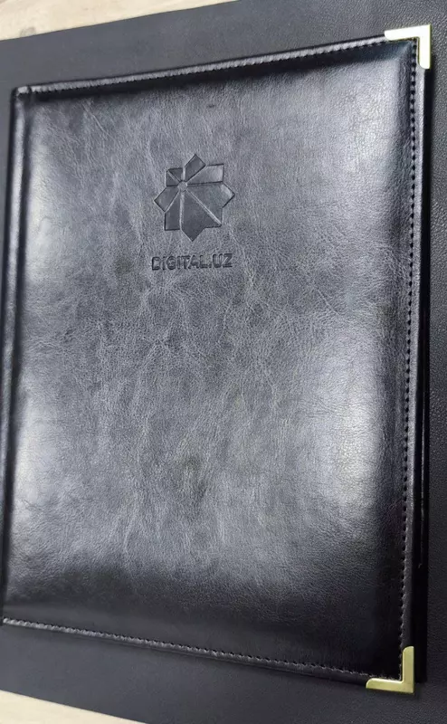 Блокнот – стильный аксессуар для заметок и идей