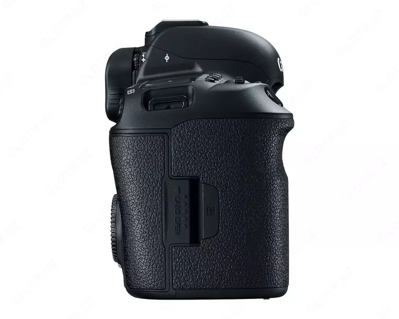 Зеркальный фотоаппарат Canon EOS 5D Mark IV