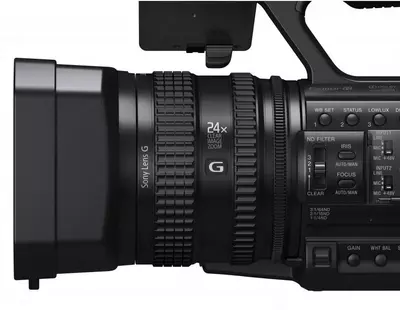 Профессиональная видеокамера SONY HXR-NX100