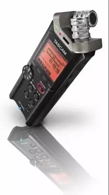 Портативный рекордер Tascam DR-22WL