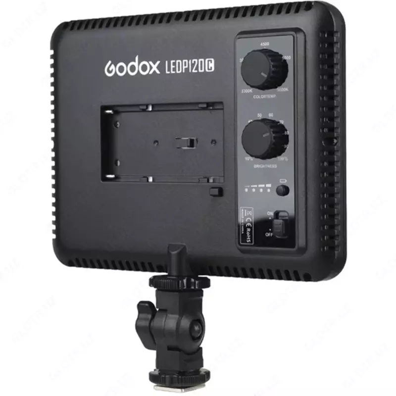 Накамерный LED осветитель Godox LEDP120C