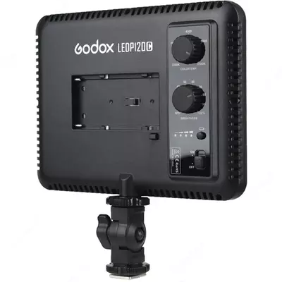 Накамерный LED осветитель Godox LEDP120C