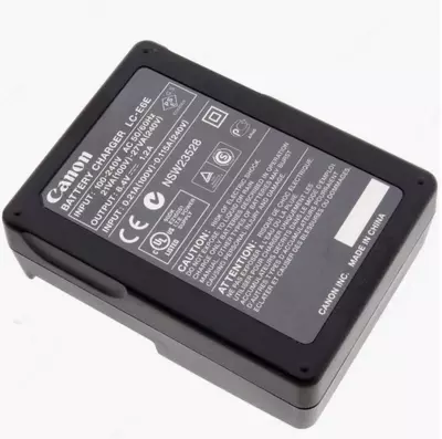 Зарядное устройство Canon LC-E6E для аккумулятора Canon LP-E6