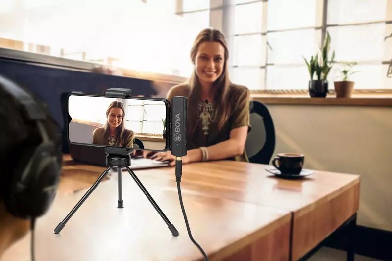 Беспроводной микрофон BY-WM4 PRO-K4