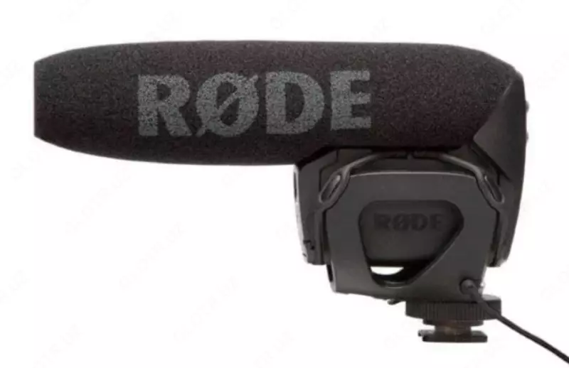 Накамерный микрофон-пушка RODE VideoMic Pro