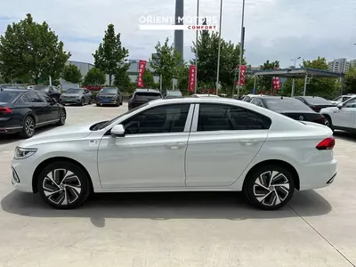 Volkswagen Bora 200 TSI - Orient Motors Comfort