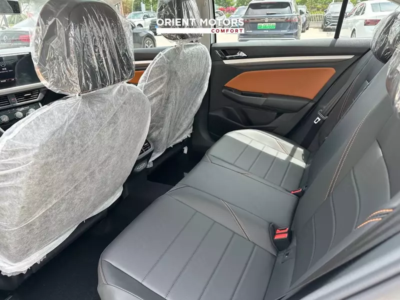 Volkswagen Bora 200 TSI Yengil avtomobillar