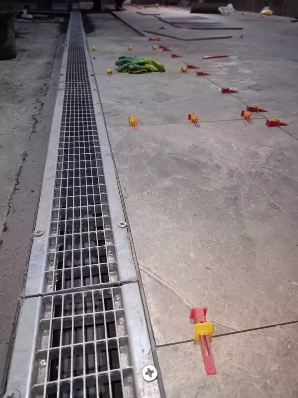 OOO Turon Drain - Продается лоток дренажный  Steelot производство Россия оптом и в розницу