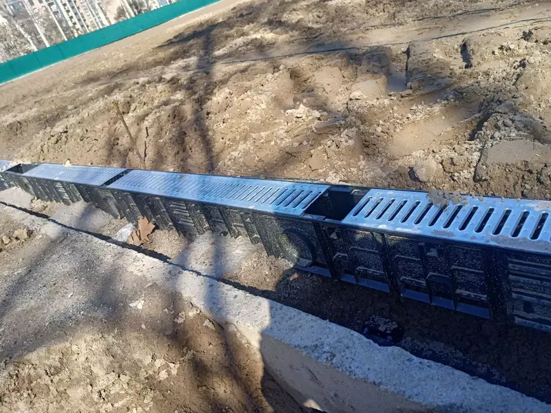 Продается лоток водоотводной производство Россия оптом и в розницу Bog' ariqchalari