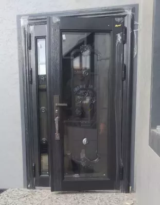 Входная металлическая дверь для подъездов и других домов - 7 776 099.5 сум / шт.