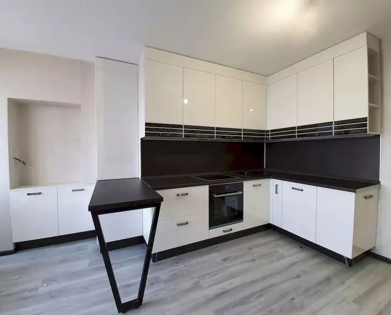 Кухонный гарнитур 01