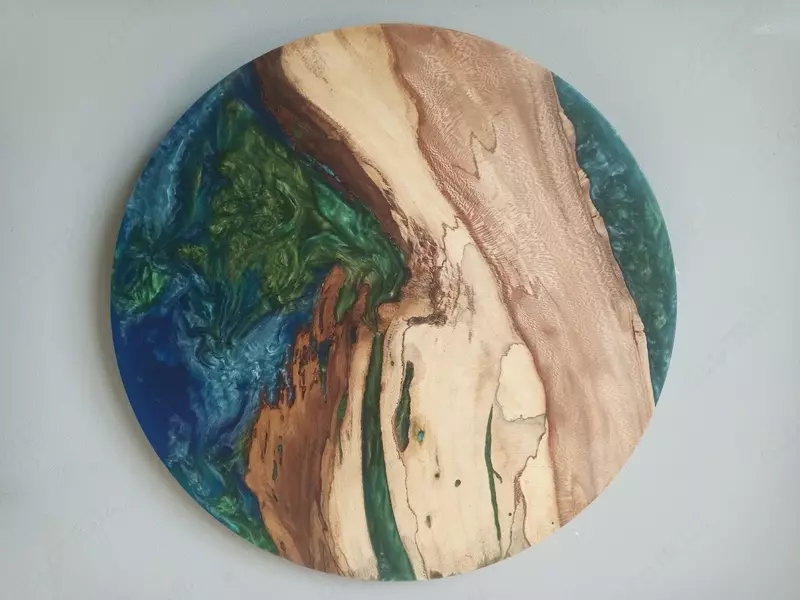 Производство изделий из массива дерева и эпоксидной смолы по запросу - Slabmaster.Pro