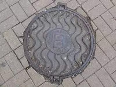 Люк чугунный