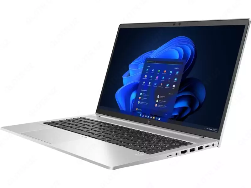  Ноутбук HP Laptop 15.6 FHD IPS  i7-1255U - U15  16GB 512GB - 