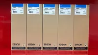 Оригинальный чернильный картридж Epson T6942 (C13T694200)  голубой (cyan)  емкостью 700 мл  на основе пигментных чернил Epson UltraChrome XD для широкоформатных принтеров SureColor серии T