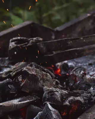 12 000 сум / шт. BLACK TREASURE Древесно угольный брикеты
