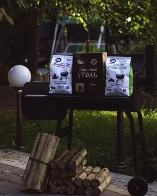 древесное угольные брикеты 1кг - 11 000 сум / шт.